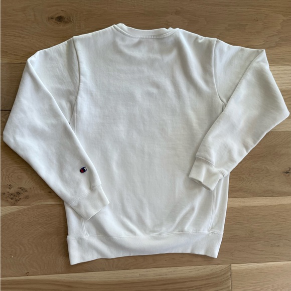 CHAMPION Crew Neck White Pullover (kids XL) - Picture 3 of 7